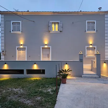 Apartment Grey Luxury House Ipsos