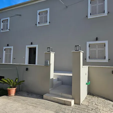 Apartment Grey Luxury House Ipsos