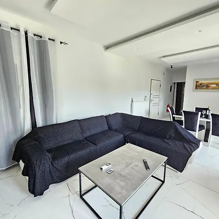 公寓 Grey Luxury House *